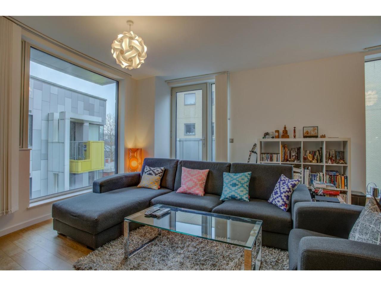 Stylish And Charming Apt For Up To 4, Manchester Apartment Exterior photo