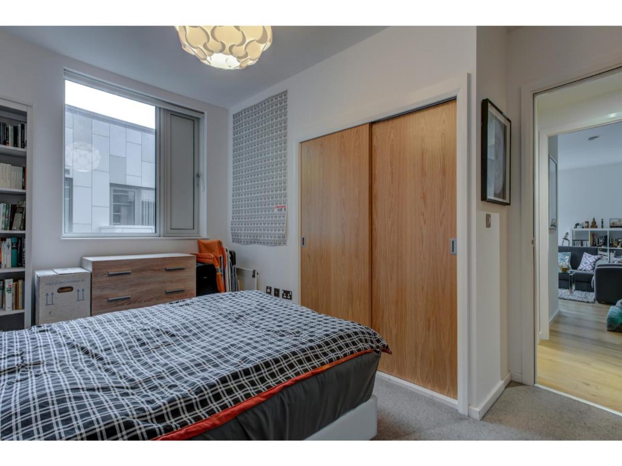 Stylish And Charming Apt For Up To 4, Manchester Apartment Exterior photo